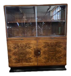 Original Showcase by Jidrich Halabala, 1930s