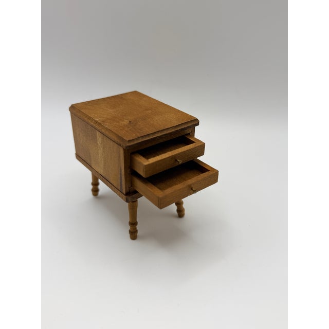 1970s Vintage Reevesline Miniature Bedroom Furniture Set, 1:12 Scale, Made in Japan, 1972 For Sale - Image 5 of 8