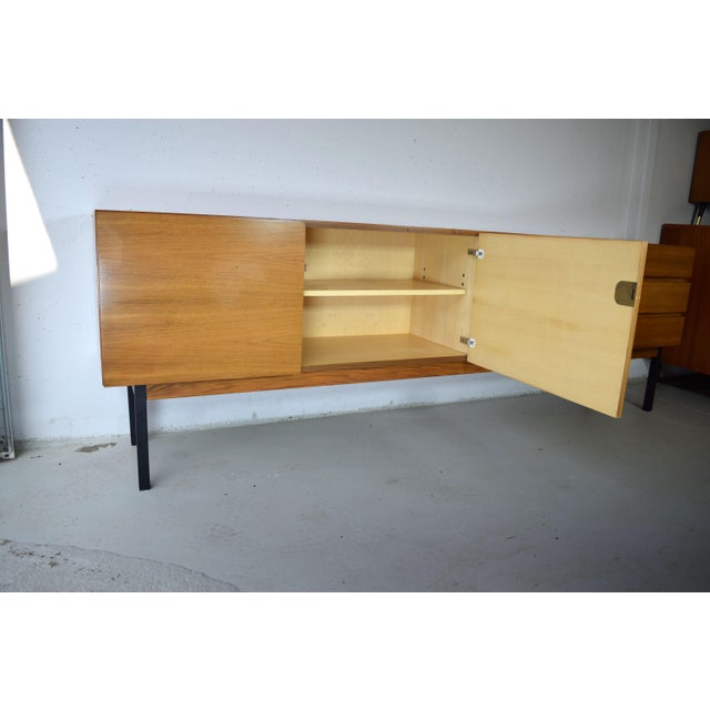 Long Vintage Sideboard in Walnut, 1960s For Sale - Image 4 of 9