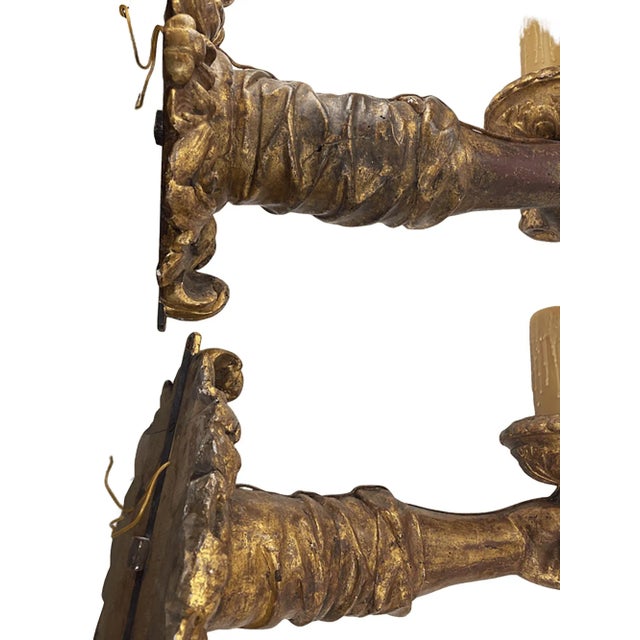 Wood Pair of Baroque Wood Gilt 17th Century Italian Hand Carved Arm Sconces For Sale - Image 7 of 9