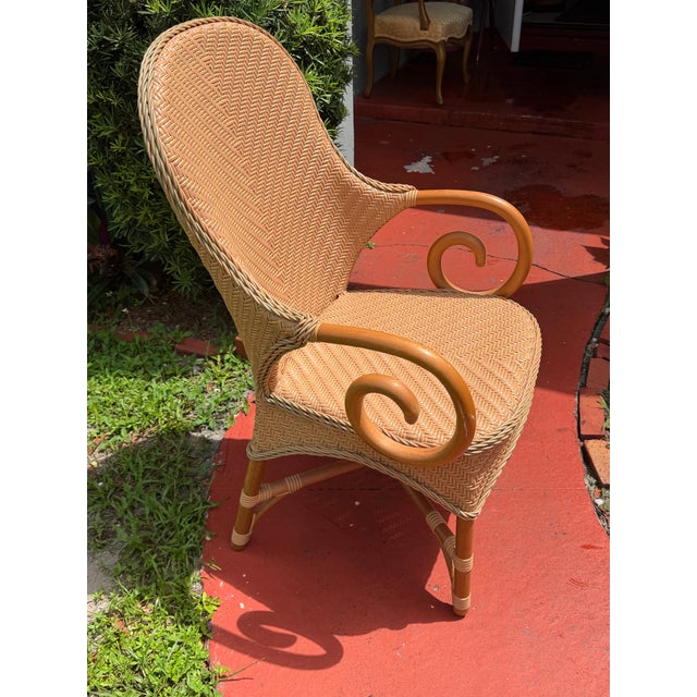 Classical Roman A 100 Year Old, Very Tight Herringbone Weave, Extensive Hand-Wrapped Joints, Substantial Bentwood/Rattan Frame Rattan Furniture. 20th Century. For Sale - Image 3 of 4