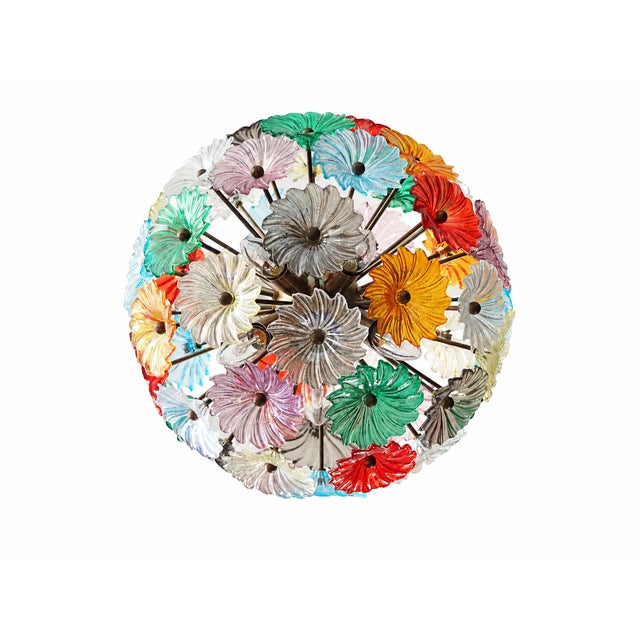 Sputnik Pendant Light with 51 Flowers in Multicolored Glass and Burnished Brass from Justfurnituress SRL For Sale - Image 4 of 11