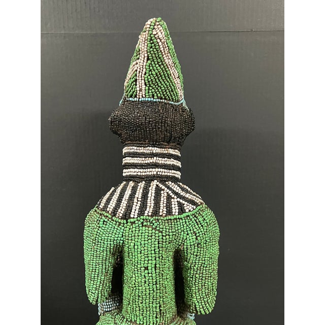 Late 20th Century African Tribal Art Carved Wood and Beaded Bamileke Statue From Cameroon For Sale - Image 11 of 14