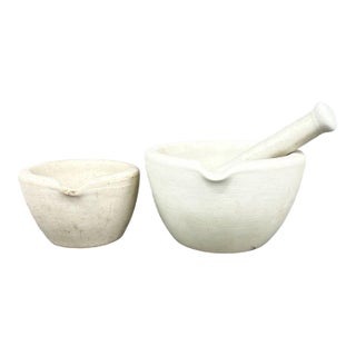 1930s Standard Trenton Porcelain Apothecary Mortars With No. 3 Pestle — Set of 3 For Sale
