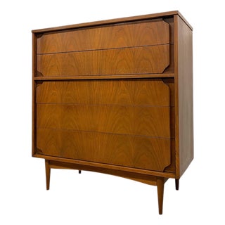 1970s Mid-Century Modern Highboy Dresser With Sculpted Drawer Fronts For Sale