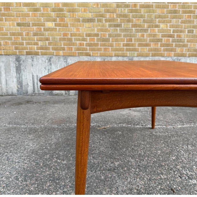 AT-312 Dining Table by Hans J. Wegner for Andres Tuck, 1950s For Sale - Image 11 of 13