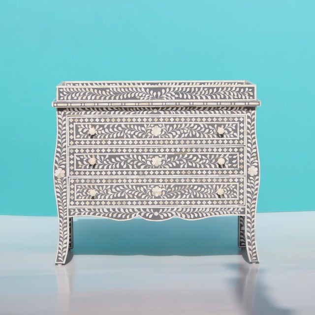 French Bombay Style Arabesque Bone Inlay Changing Table Grey -by House of Jaipur For Sale - Image 4 of 4