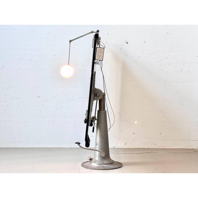 Hydraulic Height-Adjustable Table with Integrated Work Light from Nike Eskilstuna, Sweden, 1950s For Sale - Image 10 of 18