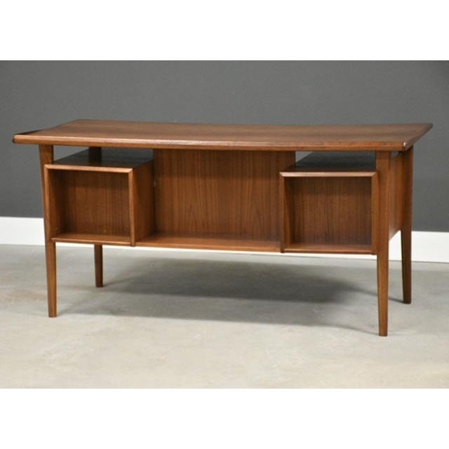 Mid-Century Modern 1960s Refinished Danish Modern Teak Floating Desk by Peter Lovig Nielsen For Sale - Image 3 of 10