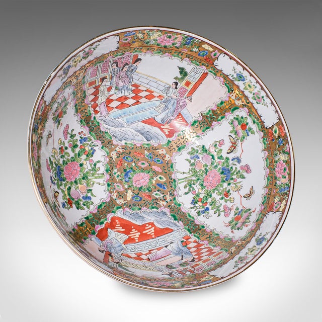Large Vintage Famille Rose Fruit Bowl, Oriental, Ceramic, Display Dish, Art Deco For Sale - Image 6 of 10