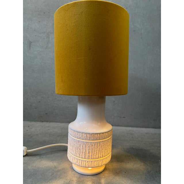 Vintage table lamp. Porcelain base. Signed "Thomas - Germany." Thomas is a subsidiary of the high-quality and renowned...