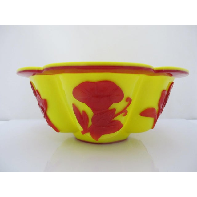 Chinese Chinese Imperial Yellow Peking Glass Lobed Bowl Pair With Red Floral Overlay For Sale - Image 3 of 12