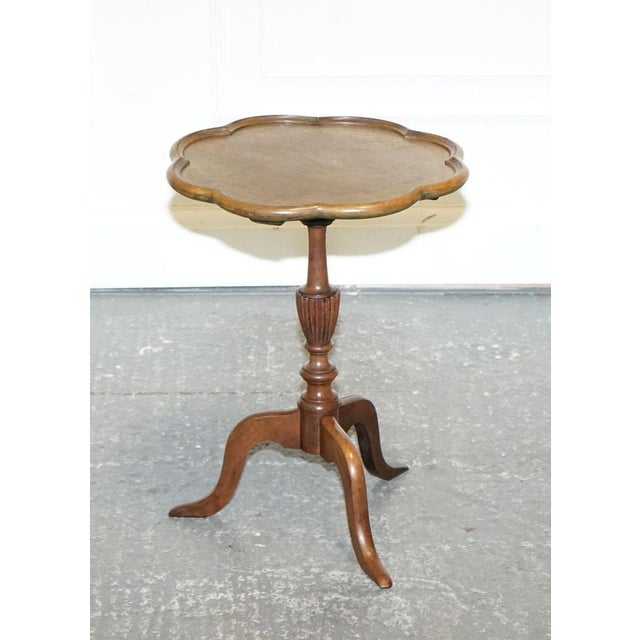 Gorgeous Antique Walnut Pie Crust Wine End side Lamp Table. A very well made and solid table with so much gorgeous patina...