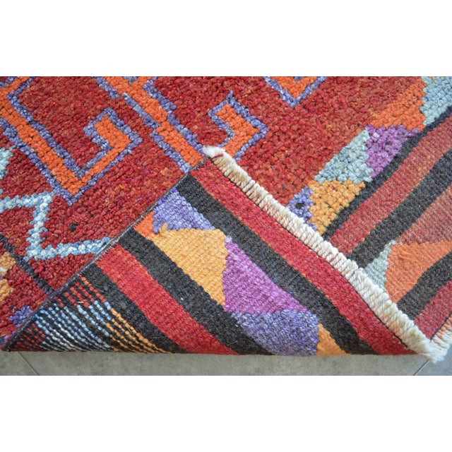 1960s Vintage Hand-Knotted Primitive Turkish Rug Runner Ancient Alien Motif - 2′8″ × 10′8″ For Sale - Image 12 of 13