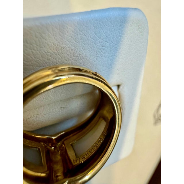 Van Cleef & Arpels Contemporary Mother of pearl “Twisted” Ring 18KY Gold Size5.5 For Sale - Image 18 of 18