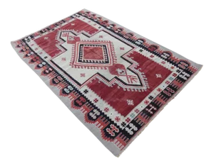 1950s Vintage Balkan Sarkoy Kilim - Exceptional Fine Weaving - 4’ 5’' X 7'