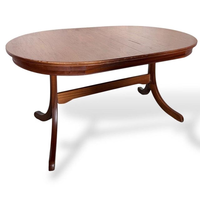Contemporary Mid-Century Teak S-Form Oval Extending Dining Table, 1960s For Sale - Image 3 of 10
