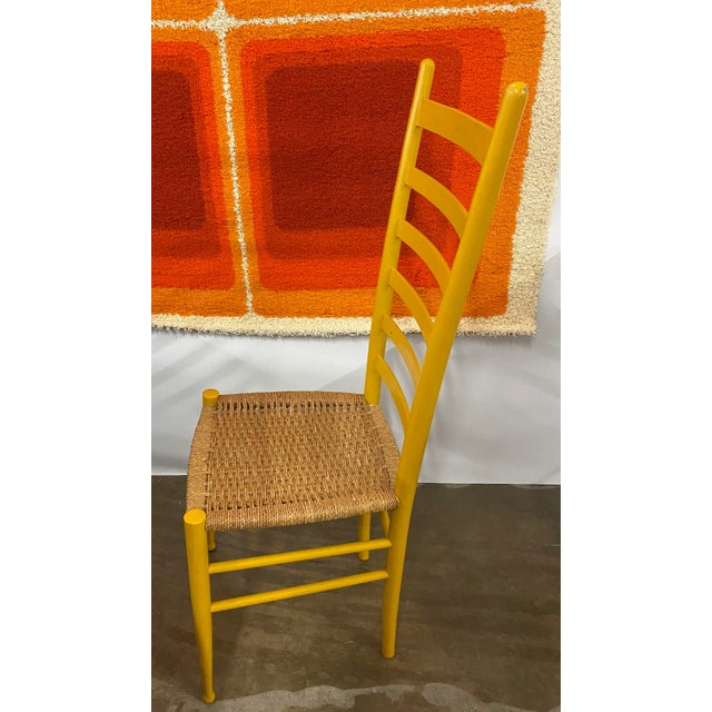 Italian Gio Ponti Style Wood Ladder Back Dining Chair With Woven Seat. Brilliant Yellow original paint. Great single chair...