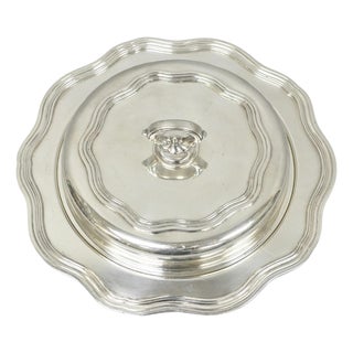 Vintage Sheffield Round Scalloped Silver Plated Covered Divided Serving Dish For Sale