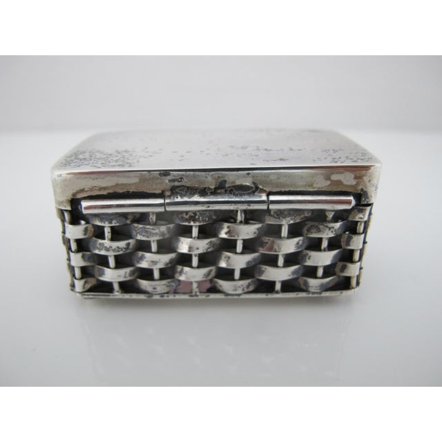 Mid 20th Century Taxco Mexico Sterling Silver Miniature Basket Weave Trinket or Pill Box For Sale - Image 5 of 9