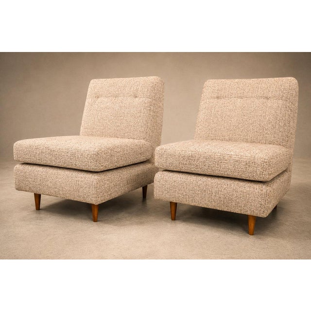 Pair of “L” Lounge Chairs in Caviúna & Textured Bouclé by Joaquim Tenreiro, 1958 For Sale - Image 9 of 18