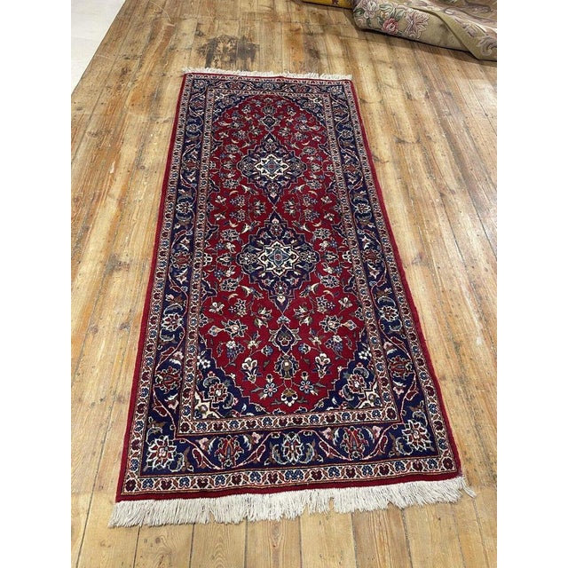 Middle Eastern Rug in Wool For Sale - Image 4 of 11