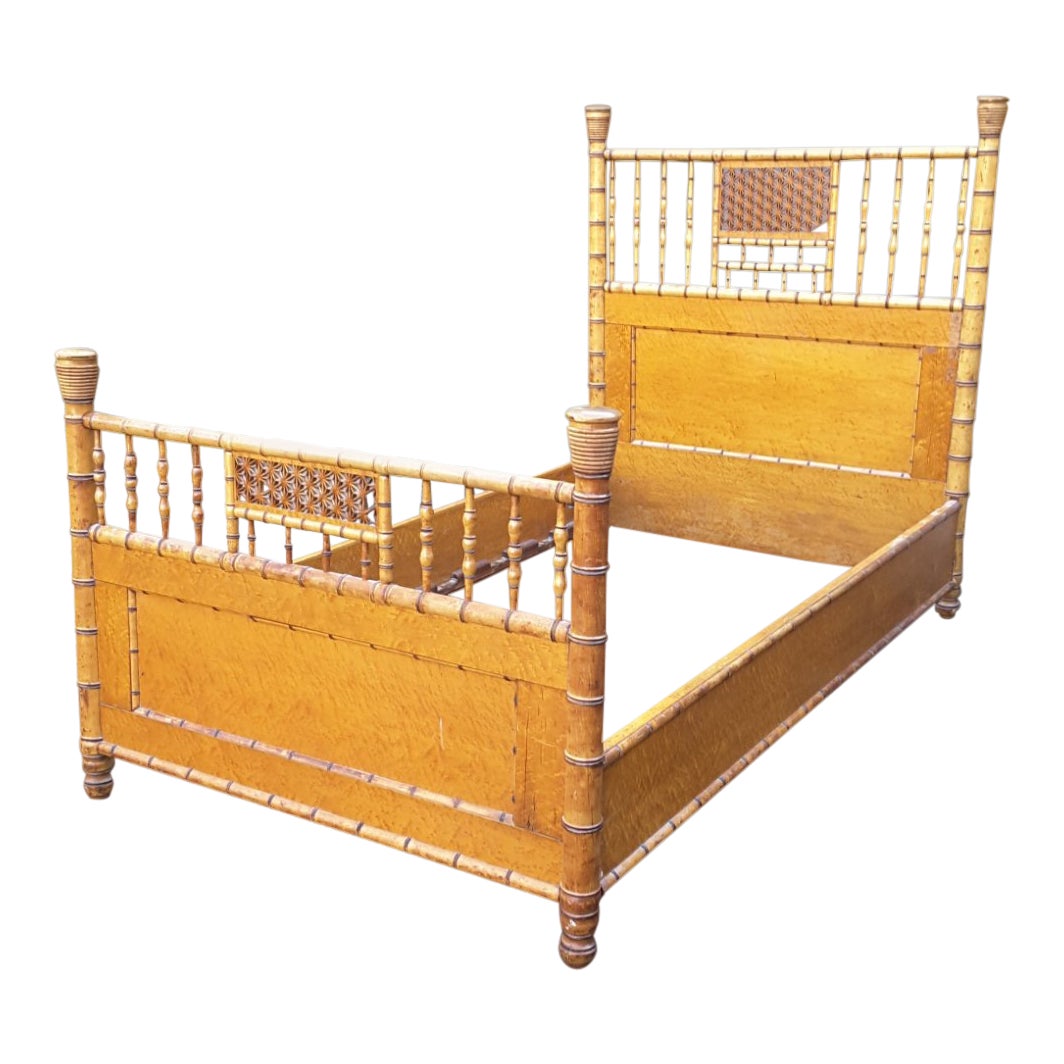 1940s Vintage Birdseye Maple And Faux Bamboo Bed