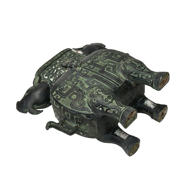 Green Bronze-Ware Ram Ox Ding Archaic Zoomorphic Ritual Vessel Display For Sale In San Francisco - Image 6 of 11