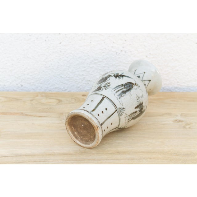 Modern Vietnamese Black & White Birds in Flight Vase For Sale - Image 3 of 6