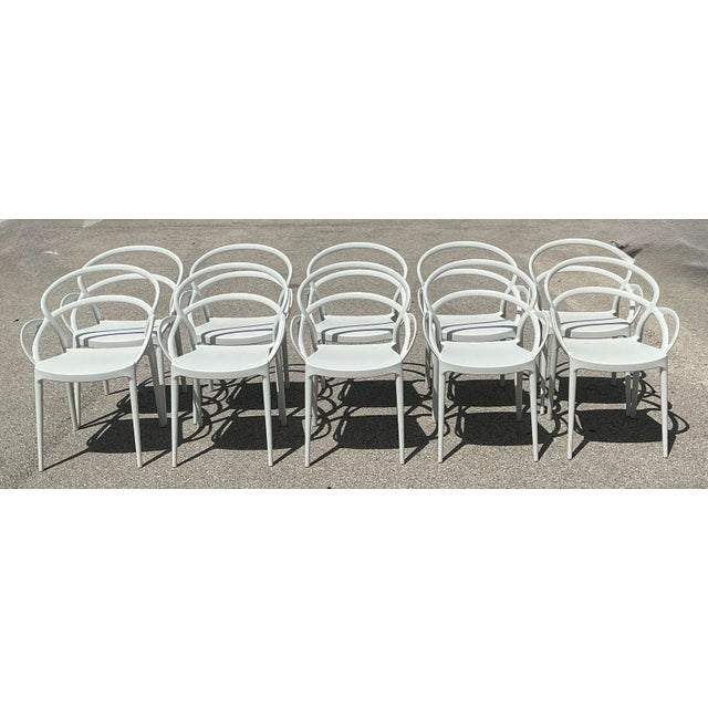 White Vintage Set of 10 Mila Stacking Chairs by Siesta For Sale - Image 8 of 10