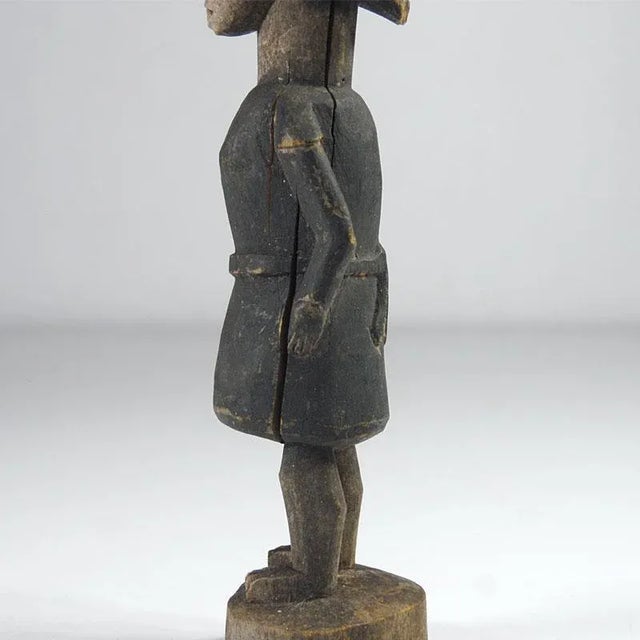 Fang Gabon Figurine in Wood, 1980s For Sale - Image 4 of 10