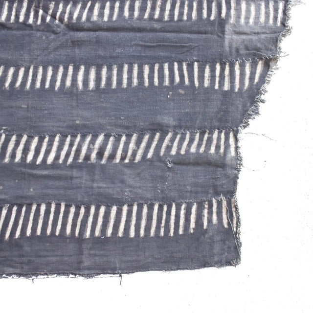 66x34.5 inches. Sizing is not exact. Bogolan or Bogolanfini is a Malian name for the traditional African mud cloth made in...