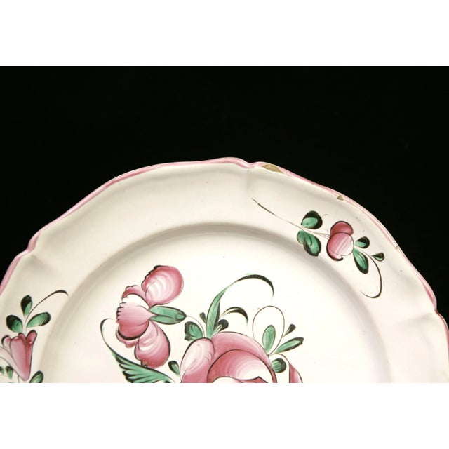 Ceramic Saint-Clément Luneville Faience Plate, 1820 - France For Sale - Image 7 of 10