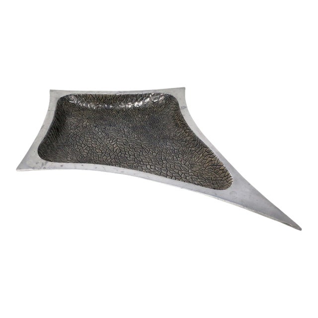 Vintage Brutalist Star-Shaped Cast Aluminum Large Decorative Bowl For Sale