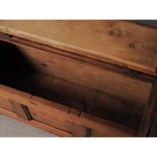 19th Century Mountain Folk Art Pine Storage Bench, France For Sale - Image 12 of 18
