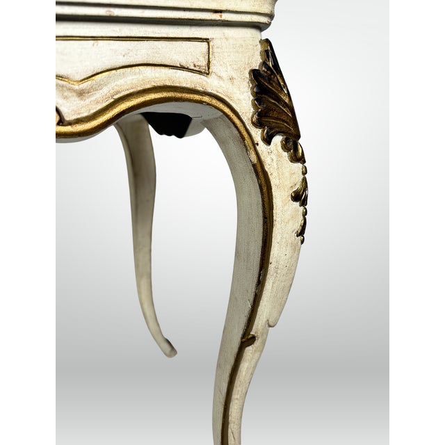 Shell Florentine Hand Painted Gold Shell Detail Tea Table Mid-Century Hoof Foot For Sale - Image 7 of 12