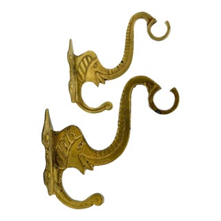 Pair of Vintage Indian Brass Elephant Double Wall Hooks – Bohemian / Global For Sale