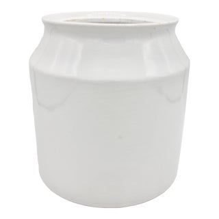 Vintage Traditional White Ironstone Ceramic Crock / Vase For Sale