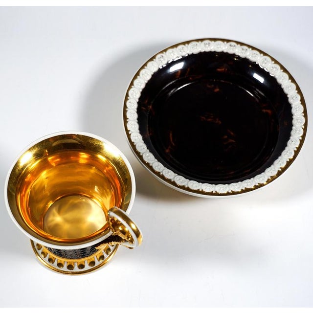 Viennese Imperial Marble and Gilt Porcelain Collecting Cup with Acanthus Relief, 1821, Set of 2 For Sale - Image 6 of 8