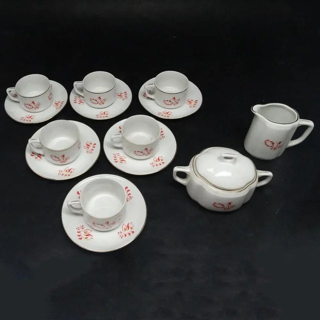 Art Deco Coffee Cups and Saucers from Ćmielów Factory, Poland, 1930s, Set of 14 For Sale - Image 3 of 9