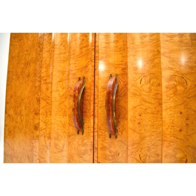 Art Deco Burr Walnut Cabinet from Harry and Lou Epstein, 1930s For Sale - Image 10 of 11