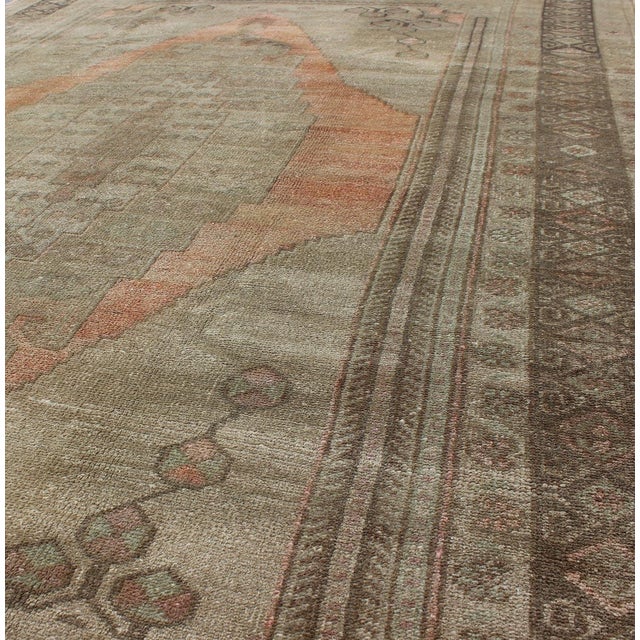 Vintage Oushak Rug With Taupe, Light Coral Medallion 6' X9'9" For Sale In Atlanta - Image 6 of 8