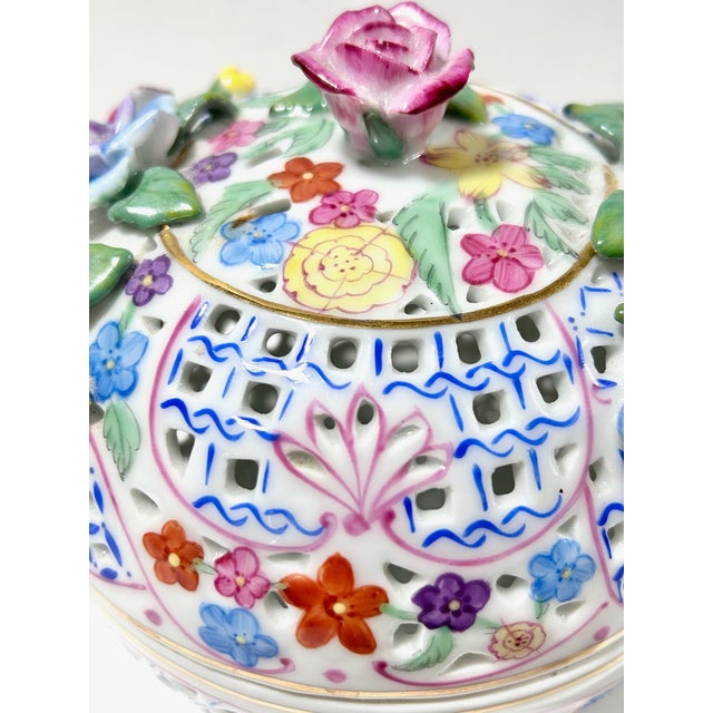 Decorative Pierced Porcelain Rose Jar With Applied Flowers - Floral Lidded Potpourri Bowl - Chinoiserie Style For Sale - Image 10 of 11