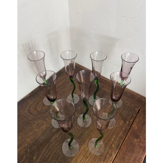Tulip-Shaped Hand-Blown Glass Champagne Flutes with Twisted Stems, 1980s, Set of 9 For Sale - Image 6 of 12