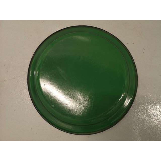 Round Serving Cocktail Tray in Green Enamel Metal, 1970s For Sale - Image 10 of 15