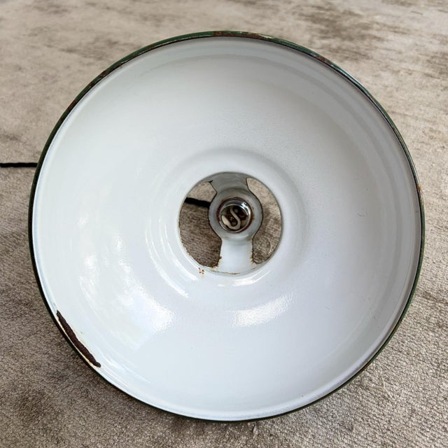 1930s Industrial Green Enamel Pendant Light from Coolicon, 1930s For Sale - Image 5 of 6