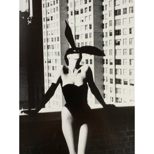 Elsa Peretti, New York 1975 by Helmut Newton Vintage Silver Gelatin Print For Sale In Miami - Image 6 of 11
