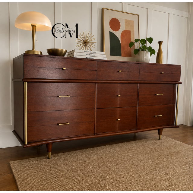 Mid-Century Modern Vintage Restored Mid Century Modern Mengel 9 Drawer Dresser For Sale - Image 3 of 7