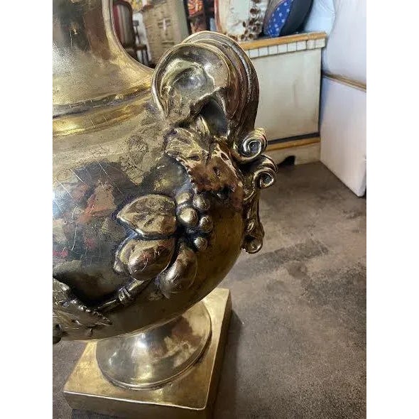 Gold 1990s Italian Large Hand-Cast Terracotta Urn With Gold Leaf - Artisan Craftsmanship For Sale - Image 8 of 9