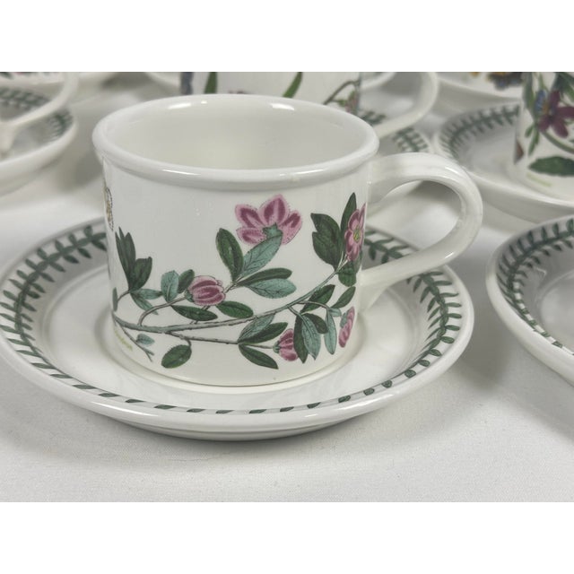 English 1972 Portmeirion Botanic Garden Drum Coffee Cup/Saucer-Set of 8+2 Extra Saucers- 18 Pieces For Sale - Image 3 of 11